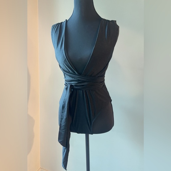 NWOT Women’s Versatile Fashion Nova Swimsuit - Picture 5 of 6